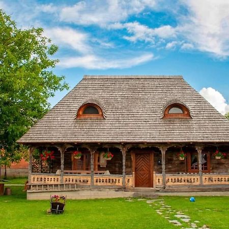 Casa Din Susani Calinesti  Екстериор снимка