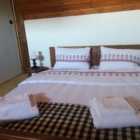 Casa Din Susani Calinesti  Стая снимка