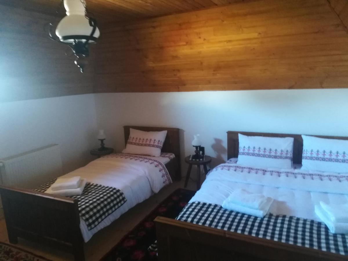 Casa Din Susani Calinesti  Екстериор снимка