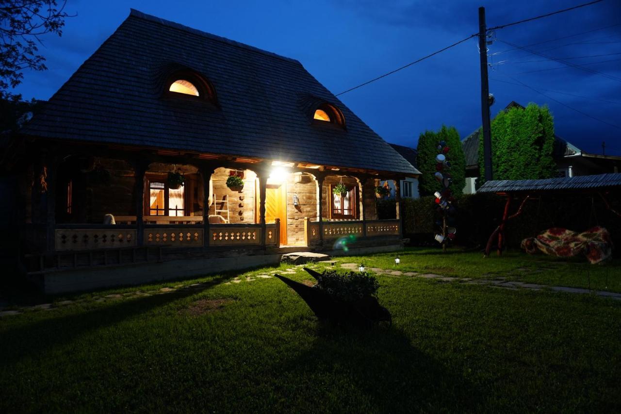 Casa Din Susani Calinesti  Екстериор снимка