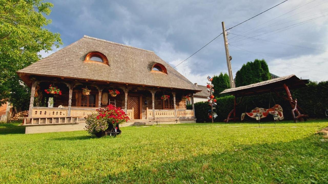 Casa Din Susani Calinesti  Екстериор снимка